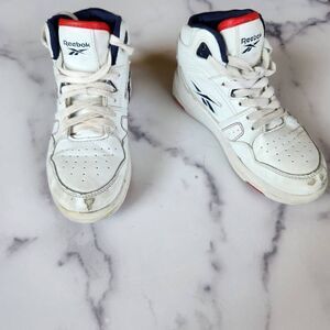 Reebok size 1 little boys high top white classic lace up sneakers white red blue
